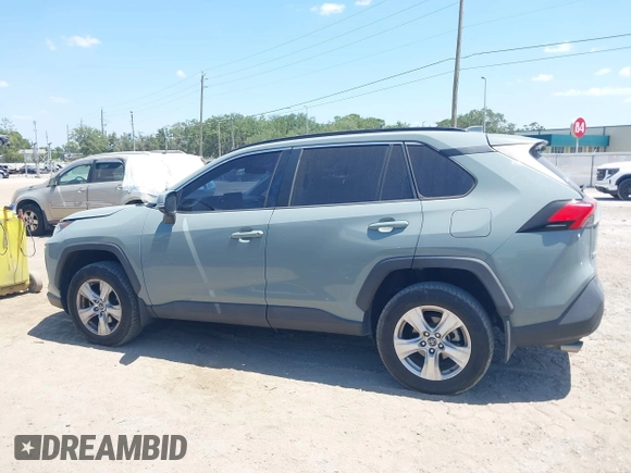2020 Toyota RAV4 XLE with VIN 2T3W1RFV0LW069849, listed as a IAAI auction lot 42138074 with 112,062 mi miles and . Bid and sale history available at DreamBid. Image 14.