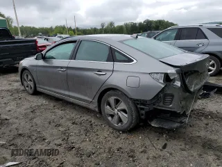 2017 Hyundai Sonata Hybrid Limited with VIN KMHE34L1XHA057588, listed as a Copart auction lot 62630693 with 95,634 mi miles. Bid and sale history available at carsss.com. Image 2.