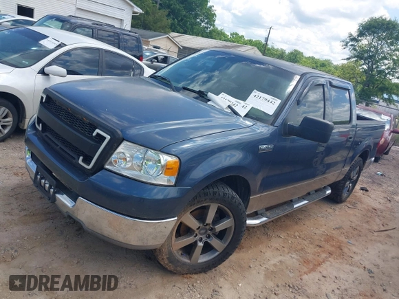 2004 Ford F-150 XLT z VIN 1FTRW12W54KB44828, wystawiony jako IAAI lot #42179442 z przebiegiem 226 441 mil mil oraz . Historia ofert i sprzedaży dostępna na DreamBid. Obrazek 2.