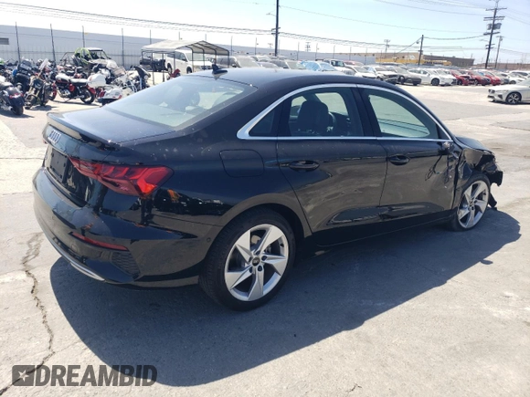 2024 Audi A3 Premium z VIN WAUAUDGYXRA029568, wystawiony jako Copart lot #54067005 z przebiegiem 14 130 mil mil oraz Szkoda całkowita • Salvage title. Historia ofert i sprzedaży dostępna na DreamBid. Obrazek 3.