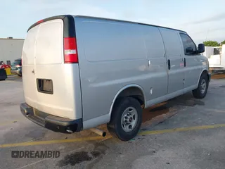 2017 GMC Savana Cargo Van with VIN 1GTW7AFG2H1335394, listed as a IAAI auction lot 41609288 with 130,485 mi miles. Bid and sale history available at carsss.com. Image 4.