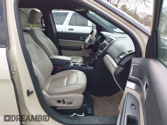 2018 Ford Explorer XLT z VIN 1FM5K8D8XJGB48238, wystawiony jako IAAI lot #42134728 z przebiegiem 88 434 mil mil oraz . Historia ofert i sprzedaży dostępna na DreamBid. Obrazek 5.