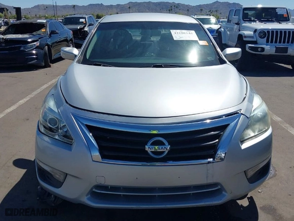 2013 Nissan Altima 2.5 S with VIN 1N4AL3AP5DC184631, listed as a IAAI auction lot 41880144 with 157,603 mi miles. Bid and sale history available at carsss.com. Image 11.