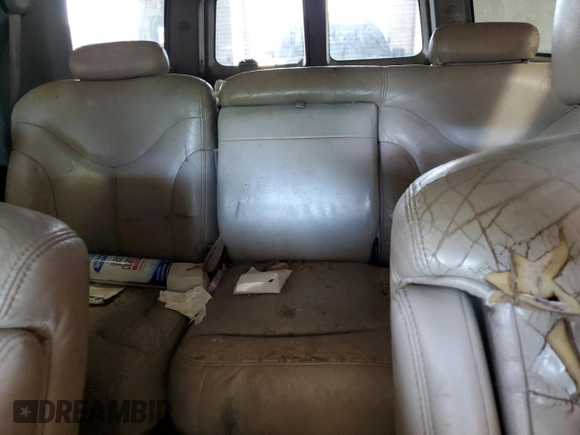 2000 GMC Yukon XL SLT with VIN 1GKFK16T1YJ125157, listed as a Copart auction lot 59906784 with 212,425 mi miles and Salvage Title. Bid and sale history available at carsss.com. Image 10.