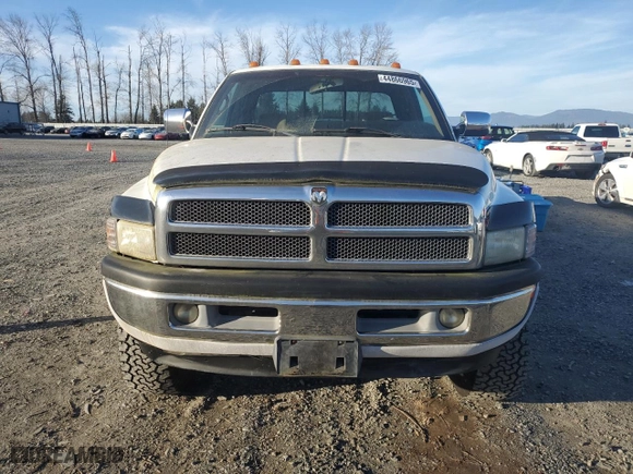 1997 Dodge Ram 1500 with VIN 1B7HF13Z4VJ581196, listed as a Copart auction lot 44866965 with 224,215 mi miles and Clean Title. Bid and sale history available at carsss.com. Image 5.