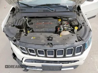2020 Jeep Compass Limited z VIN 3C4NJCCB4LT122675, wystawiony jako Copart lot #57493495 z przebiegiem 71 533 mil mil oraz Czysty tytuł • Clean title. Historia ofert i sprzedaży dostępna na DreamBid. Obrazek 12.