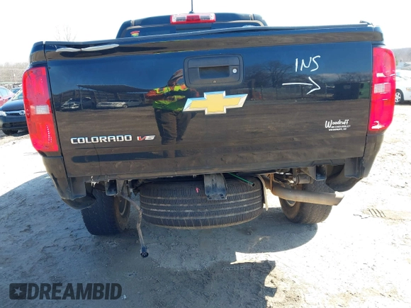 2019 Chevrolet Colorado 2WD Z71 with VIN 1GCGSDEN0K1181991, listed as a IAAI auction lot 41590482 with 38,432 mi miles. Bid and sale history available at carsss.com. Image 6.