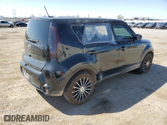 2016 Kia Soul + z VIN KNDJP3A55G7332304, wystawiony jako Copart lot #50193855 z przebiegiem 146 014 mil mil oraz Szkoda całkowita • Salvage title. Historia ofert i sprzedaży dostępna na DreamBid. Obrazek 3.