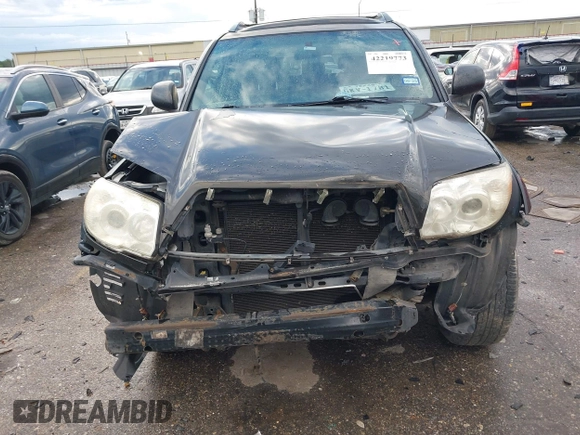 2006 Toyota 4Runner SR5 z VIN JTEZU14R968042179, wystawiony jako IAAI lot #42219773 z przebiegiem 242 217 mil mil oraz . Historia ofert i sprzedaży dostępna na DreamBid. Obrazek 13.