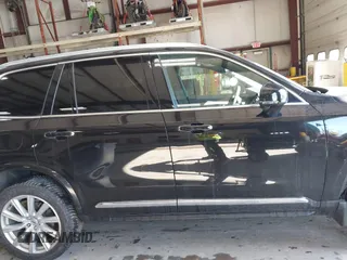 2017 Volvo XC90 Inscription with VIN YV4A22PL3H1164551, listed as a IAAI auction lot 41670475 with 101,391 mi miles. Bid and sale history available at carsss.com. Image 13.