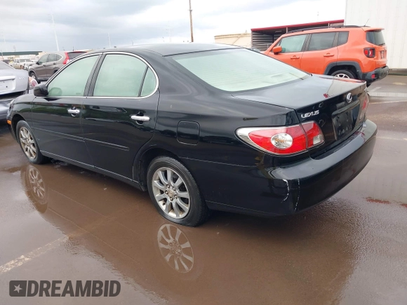 2002 Lexus ES 300 with VIN JTHBF30G820073933, listed as a IAAI auction lot 41794019 with 216,028 mi miles and . Bid and sale history available at DreamBid. Image 3.