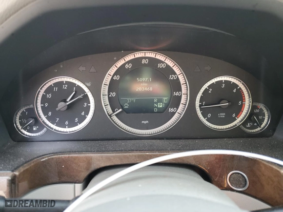 2011 Mercedes-Benz E-Class E 350 Luxury BlueTEC with VIN WDDHF2EB2BA414049, listed as a Copart auction lot 43645705 with 203,468 mi miles and Salvage Title. Bid and sale history available at carsss.com. Image 9.