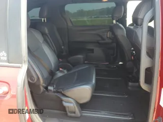 2022 Toyota Sienna XSE with VIN 5TDXRKEC2NS080621, listed as a Copart auction lot 60717445 with 209,119 mi miles and Non repairable. Bid and sale history available at DreamBid. Image 11.