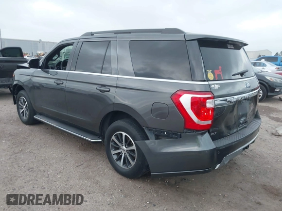 2019 Ford Expedition XLT with VIN 1FMJU1HT7KEA11849, listed as a IAAI auction lot 41727959 with 133,975 mi miles. Bid and sale history available at carsss.com. Image 3.
