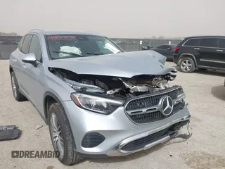 2024 Mercedes-Benz GLC 300 z VIN W1NKM4GB3RF194859, wystawiony jako IAAI lot #41807138 z przebiegiem 8 902 mil mil oraz . Historia ofert i sprzedaży dostępna na DreamBid. Obrazek 1.