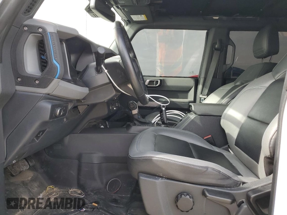 2021 Ford Bronco with VIN 1FMEE5BH5MLB03650, listed as a Copart auction lot 43584385 with 12,104 mi miles and Salvage Title. Bid and sale history available at DreamBid. Image 7.