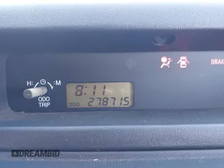 2005 Scion xB z VIN JTLKT334654016076, wystawiony jako IAAI lot #41713410 z przebiegiem 278 715 mil mil oraz . Historia ofert i sprzedaży dostępna na DreamBid. Obrazek 7.