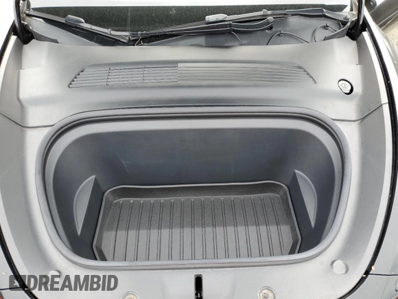 2021 Tesla Model Y Long Range with VIN 5YJYGDEE0MF183109, listed as a Copart auction lot 49760675 with 37,831 mi miles and Salvage Title. Bid and sale history available at DreamBid. Image 12.