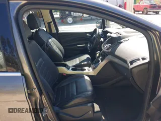 2013 Ford C-Max SEL z VIN 1FADP5BU8DL545447, wystawiony jako IAAI lot #42327754 z przebiegiem 335 658 mil mil oraz . Historia ofert i sprzedaży dostępna na DreamBid. Obrazek 5.