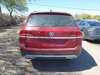 2018 Volkswagen Atlas SE with VIN 1V2CP2CA1JC595089, listed as a IAAI auction lot 42249116 with Not provided miles and . Bid and sale history available at DreamBid. Image 15.
