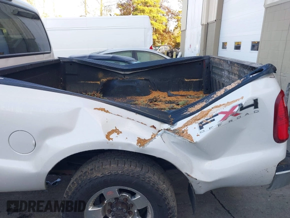 2003 Ford F-250 XL с VIN 1FTNW21P53EB48504, выставлен на аукционе IAAI как лот 41495259 с пробегом 257 559 миль миль и . История ставок и продаж доступна на DreamBid. Изображение 6.