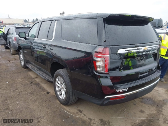 2024 Chevrolet Suburban LT with VIN 1GNSKCKD4RR217863, listed as a IAAI auction lot 41724242 with 11,998 mi miles. Bid and sale history available at carsss.com. Image 3.