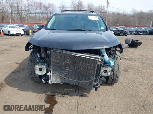 2021 Chevrolet Traverse LT Cloth with VIN 1GNEVGKW2MJ119399, listed as a IAAI auction lot 41780113 with 48,422 mi miles. Bid and sale history available at carsss.com. Image 12.