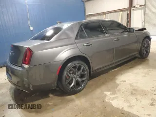 2022 Chrysler 300 Touring L with VIN 2C3CCADG2NH236822, listed as a Copart auction lot 48774065 with 58,736 mi miles and Clean Title. Bid and sale history available at carsss.com. Image 3.