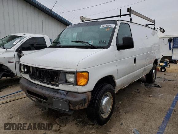 2005 Ford Econoline Cargo with VIN 1FTNE24W25HB03401, listed as a Copart auction lot 85960554 with 218,642 mi miles and Salvage Title. Bid and sale history available at carsss.com. Image 1.