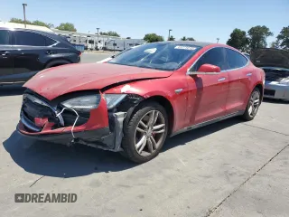 2014 Tesla Model S 60 z VIN 5YJSA1H1XEFP31861, wystawiony jako Copart lot #65275815 z przebiegiem Nie podano mil oraz Czysty tytuł • Clean title. Historia ofert i sprzedaży dostępna na DreamBid. Obrazek 1.