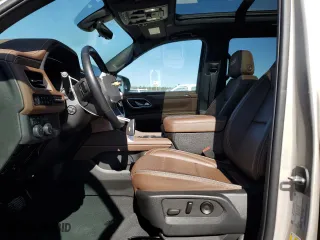 2022 Chevrolet Tahoe High Country with VIN 1GNSKTKL0NR285739, listed as a Copart auction lot 42721395 with 48,036 mi miles and Salvage Title. Bid and sale history available at carsss.com. Image 7.