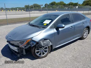 2025 Toyota Corolla LE z VIN 5YFB4MDEXSP240479, wystawiony jako IAAI lot #41769331 z przebiegiem 1075 mil mil oraz . Historia ofert i sprzedaży dostępna na DreamBid. Obrazek 2.