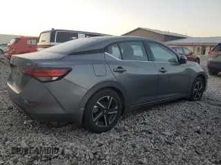 2024 Nissan Sentra SV z VIN 3N1AB8CV4RY391292, wystawiony jako Copart lot #43039145 z przebiegiem Nie podano mil oraz Nie do naprawy • Non repairable. Historia ofert i sprzedaży dostępna na DreamBid. Obrazek 3.