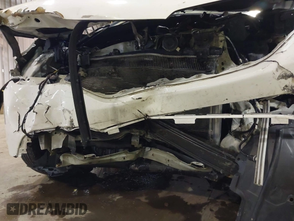 2014 Honda CR-V EX-L with VIN 5J6RM3H72EL012391, listed as a IAAI auction lot 41596897 with 99,000 mi miles and . Bid and sale history available at carsss.com. Image 19.