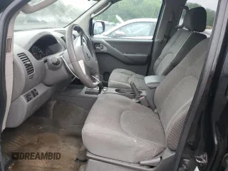 2005 Nissan Frontier LE z VIN 1N6AD07W05C445604, wystawiony jako Copart lot #60499225 z przebiegiem 206 803 mil mil oraz Czysty tytuł • Clean title. Historia ofert i sprzedaży dostępna na DreamBid. Obrazek 7.