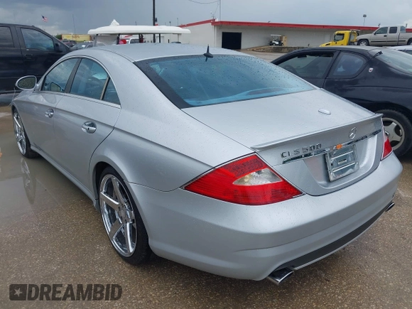 2006 Mercedes-Benz CLS 500 with VIN WDDDJ75X66A049015, listed as a IAAI auction lot 42240197 with 152,984 mi miles and . Bid and sale history available at DreamBid. Image 3.
