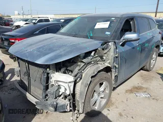 2021 Toyota Highlander L with VIN 5TDZZRAH6MS034453, listed as a IAAI auction lot 41779805 with 128,574 mi miles and . Bid and sale history available at DreamBid. Image 6.