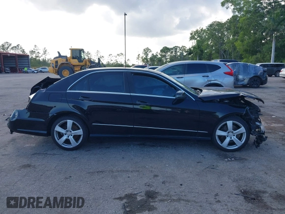 2010 Mercedes-Benz E 350 Luxury with VIN WDDHF5GB4AA112209, listed as a IAAI auction lot 41942951 with 138,011 mi miles and . Bid and sale history available at carsss.com. Image 12.