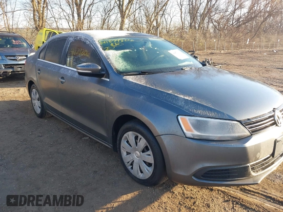 2013 Volkswagen Jetta SE с VIN 3VWDP7AJ9DM250575, выставлен на аукционе IAAI как лот 41879806 с пробегом 167 422 миль миль и . История ставок и продаж доступна на DreamBid. Изображение 1.