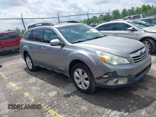 2010 Subaru Outback Premium All-Weather Anniversary с VIN 4S4BRBGCXA3314146, выставлен на аукционе IAAI как лот 42144047 с пробегом 304 667 миль миль и . История ставок и продаж доступна на DreamBid. Изображение 1.