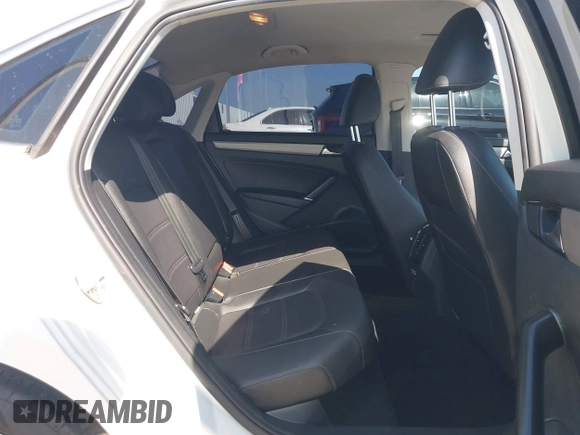 2021 Volkswagen Passat SE with VIN 1VWSA7A30MC000802, listed as a IAAI auction lot 42007087 with 190,171 mi miles and . Bid and sale history available at DreamBid. Image 8.