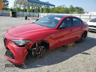 2022 Alfa Romeo Giulia Veloce z VIN ZARFANBN0N7652828, wystawiony jako Copart lot #53501115 z przebiegiem 19 373 mil mil oraz Szkody całkowita. Historia ofert i sprzedaży dostępna na DreamBid. Obrazek 1.