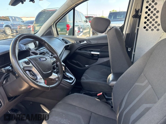 2018 Ford Transit Connect XLT z VIN NM0LS7F7XJ1361510, wystawiony jako IAAI lot #42882680 z przebiegiem 166 631 mil mil oraz . Historia ofert i sprzedaży dostępna na DreamBid. Obrazek 17.