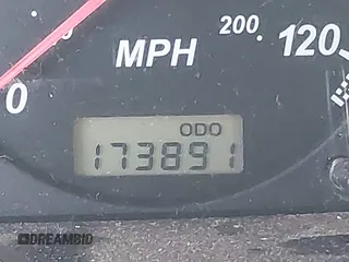 2001 Isuzu Rodeo S with VIN 4S2DM58W014335513, listed as a IAAI auction lot 41529329 with 173,891 mi miles and . Bid and sale history available at DreamBid. Image 16.