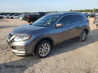 2020 Nissan Rogue SV z VIN JN8AT2MT3LW015576, wystawiony jako Copart lot #56189775 z przebiegiem 43 786 mil mil oraz Szkoda całkowita • Salvage title. Historia ofert i sprzedaży dostępna na DreamBid. Obrazek 1.