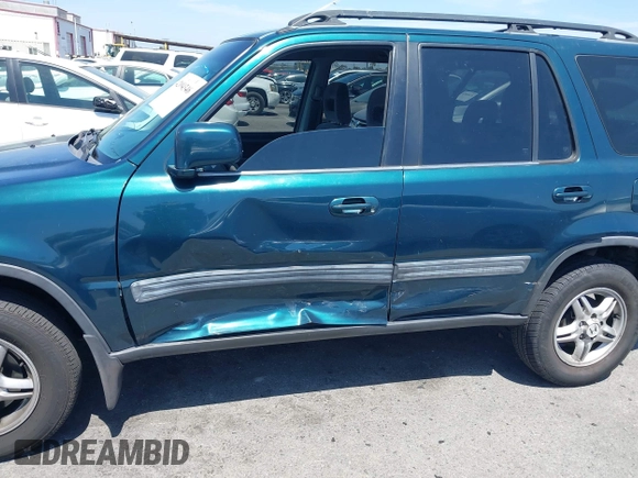 1998 Honda CR-V EX with VIN JHLRD1861WC052743, listed as a IAAI auction lot 42094346 with 232,958 mi miles. Bid and sale history available at carsss.com. Image 6.