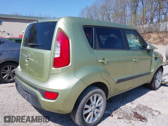 2013 Kia Soul ! with VIN KNDJT2A67D7602059, listed as a IAAI auction lot 38549274 with 92,118 mi miles. Bid and sale history available at carsss.com. Image 16.