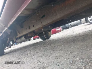 1996 Dodge Dakota z VIN 1B7FL26P3TS551971, wystawiony jako IAAI lot #42441145 z przebiegiem 131 063 mil mil oraz . Historia ofert i sprzedaży dostępna na DreamBid. Obrazek 12.