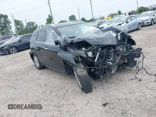 2017 Nissan Rogue S with VIN KNMAT2MV8HP567024, listed as a IAAI auction lot 39908358 with 0 mi miles. Bid and sale history available at carsss.com. Image 1.