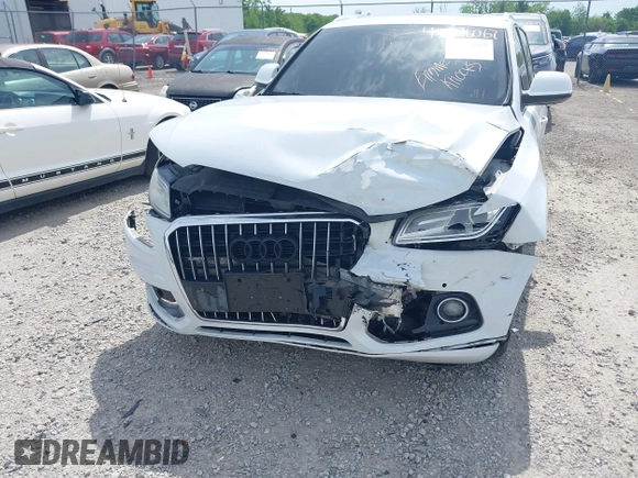 2014 Audi Q5 Premium Plus z VIN WA1CMAFP9EA041976, wystawiony jako IAAI lot #42296067 z przebiegiem 131 906 mil mil oraz . Historia ofert i sprzedaży dostępna na DreamBid. Obrazek 6.